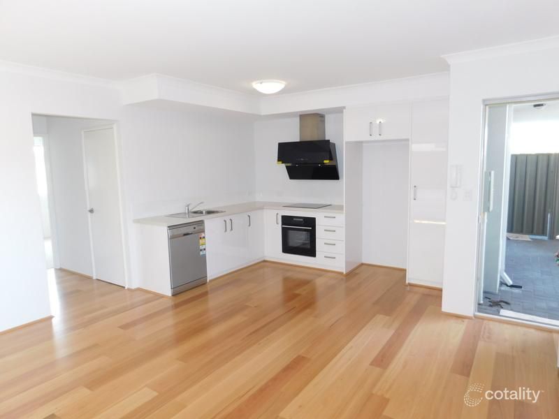 4/107 Odin Rd, Innaloo, WA 6018