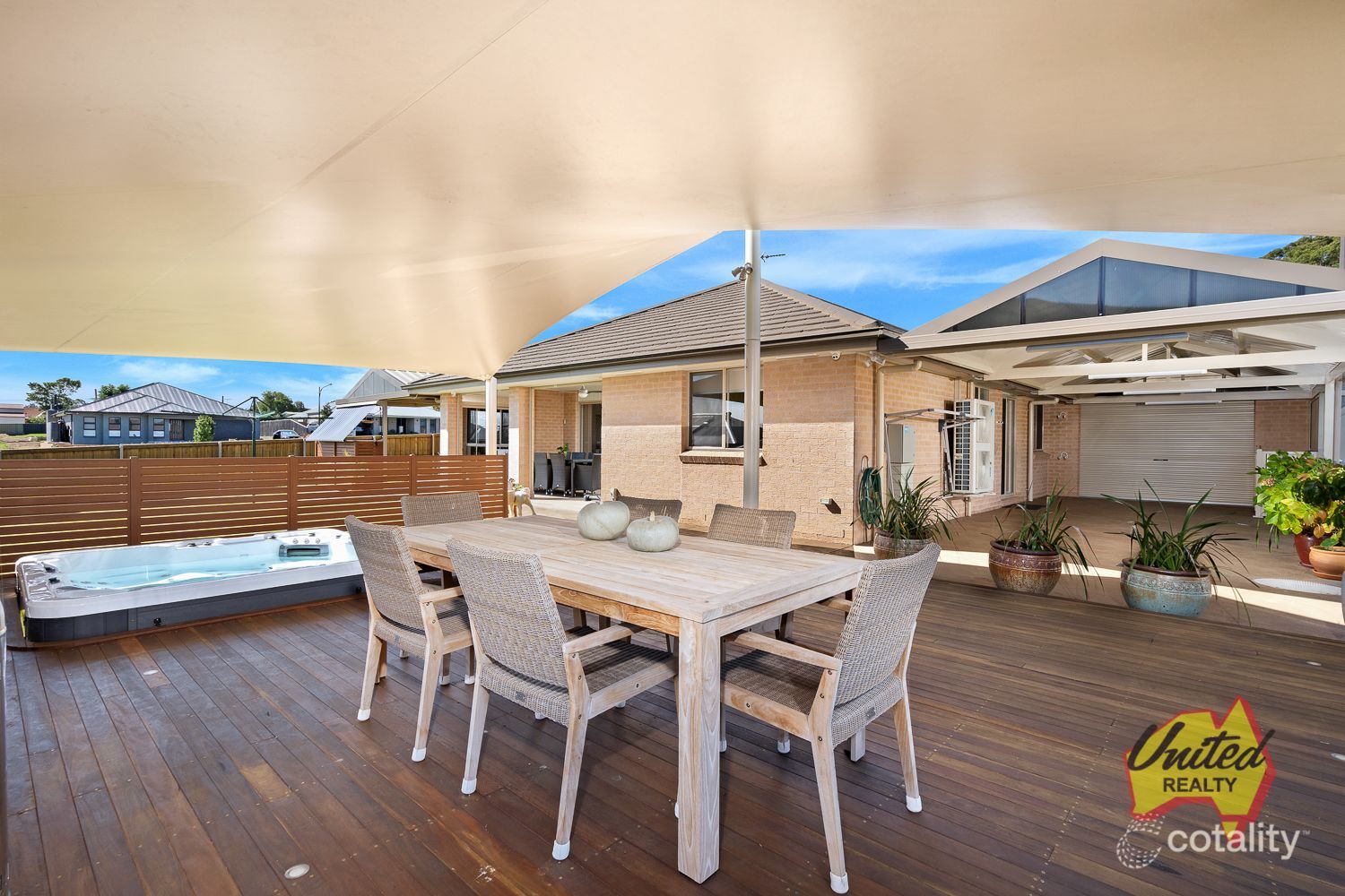 4 Torulosa Rd, The Oaks, NSW 2570