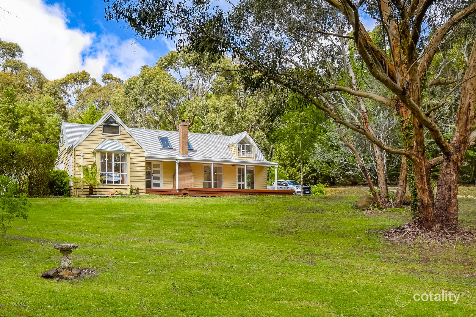 10 Dafter Rd, Woodend, VIC 3442