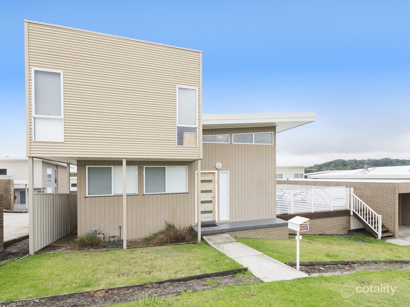 9/4 Crawford Lane, Mount Hutton, NSW 2290