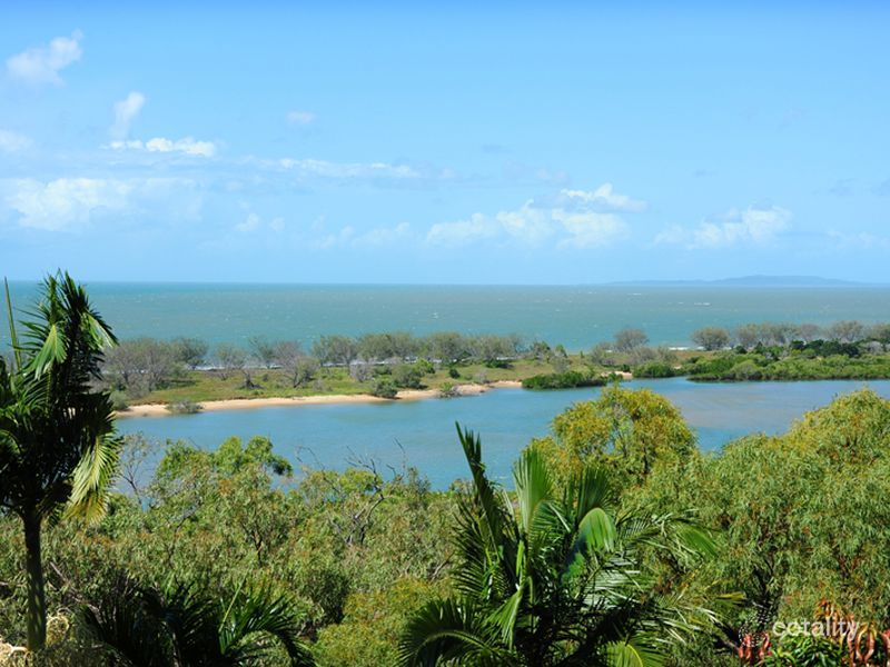12 Charles Cres, Tannum Sands, QLD 4680