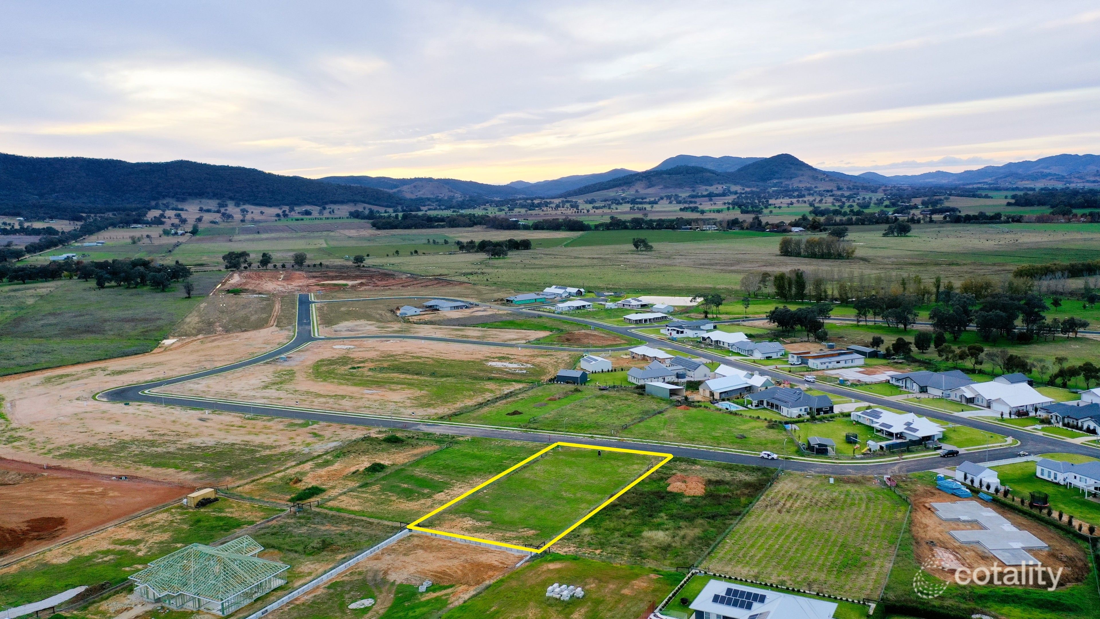 9 Webster St, Bombira, NSW 2850