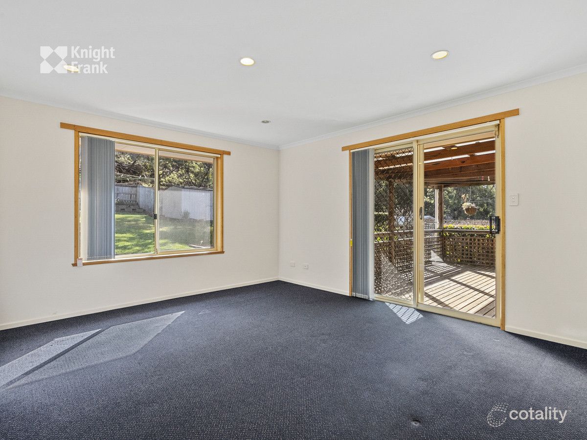 14 Godfrey Rd, Claremont, TAS 7011