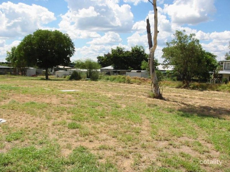 18 Swanson St, Hughenden, QLD 4821