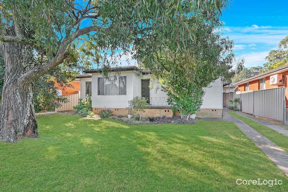 4 Mcintosh St, Kings Park, NSW 2148