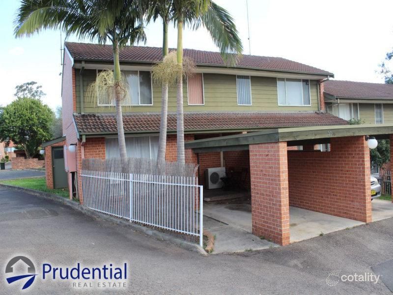 20/6 Jacquinot Pl, Glenfield, NSW 2167