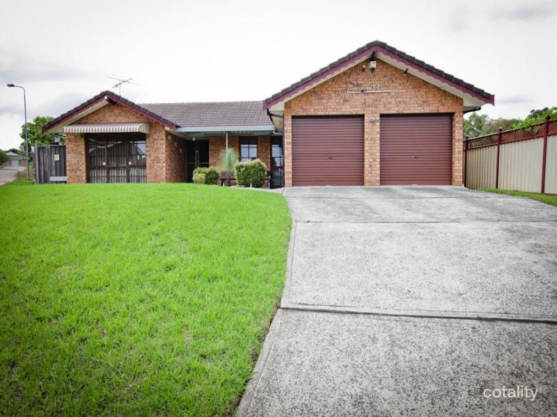 2 Ledger Cl, Casula, NSW 2170