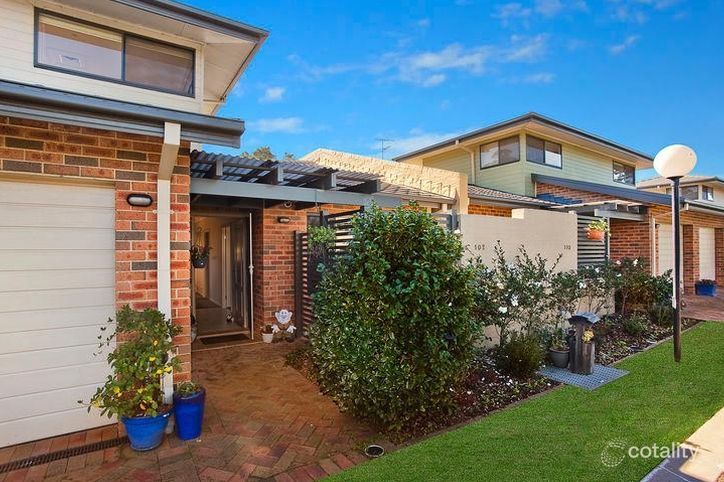 102 Eagleview Pl, Norwest, NSW 2153