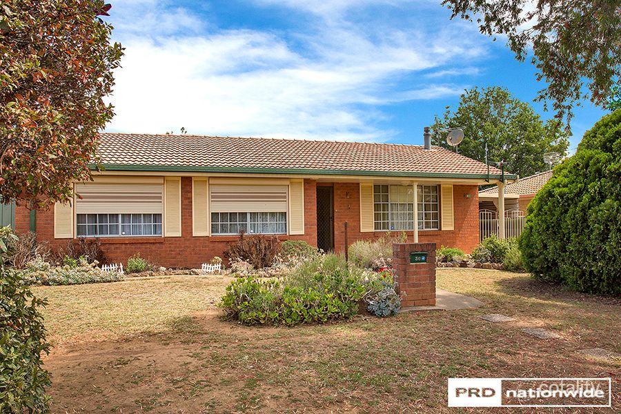 30 Maxwell St, West Tamworth, NSW 2340