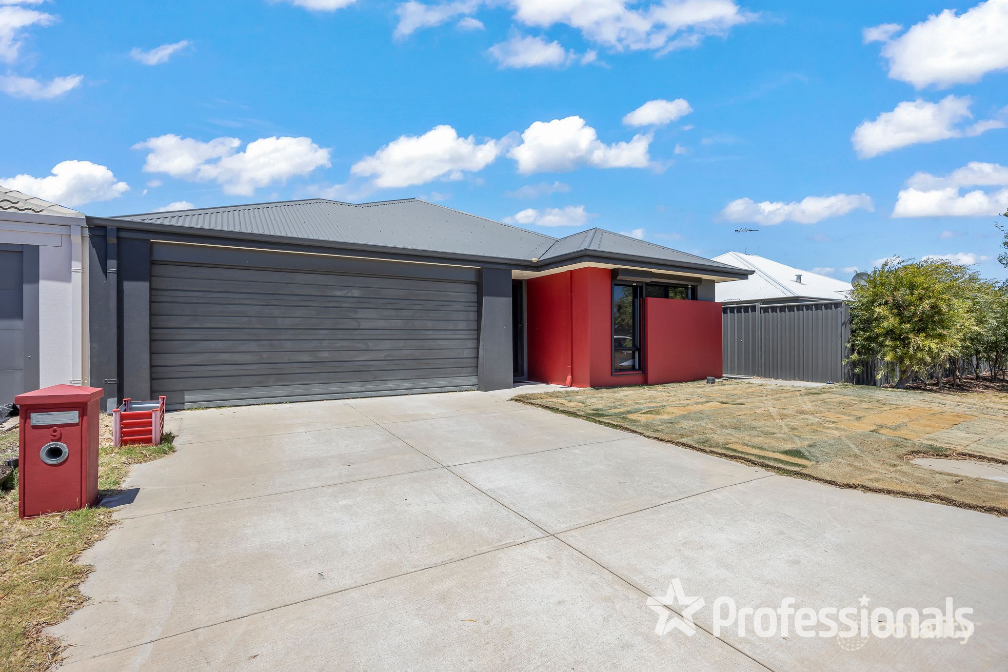 9 Limmen Rd, Yanchep, WA 6035