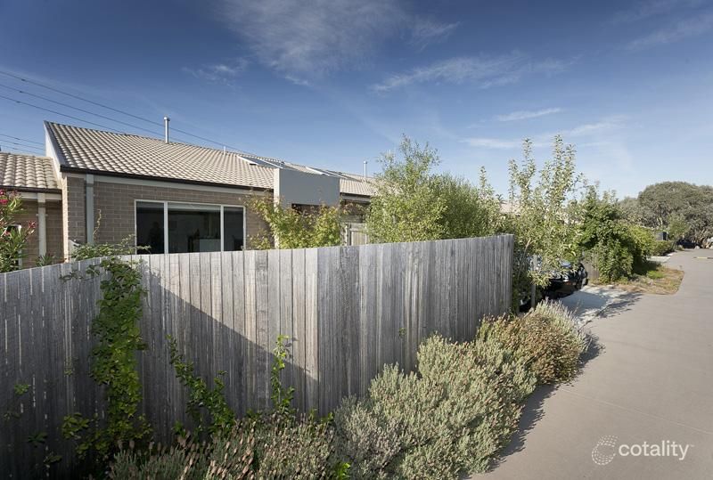 10/85 Macfarlane Burnet Ave, Macgregor, ACT 2615