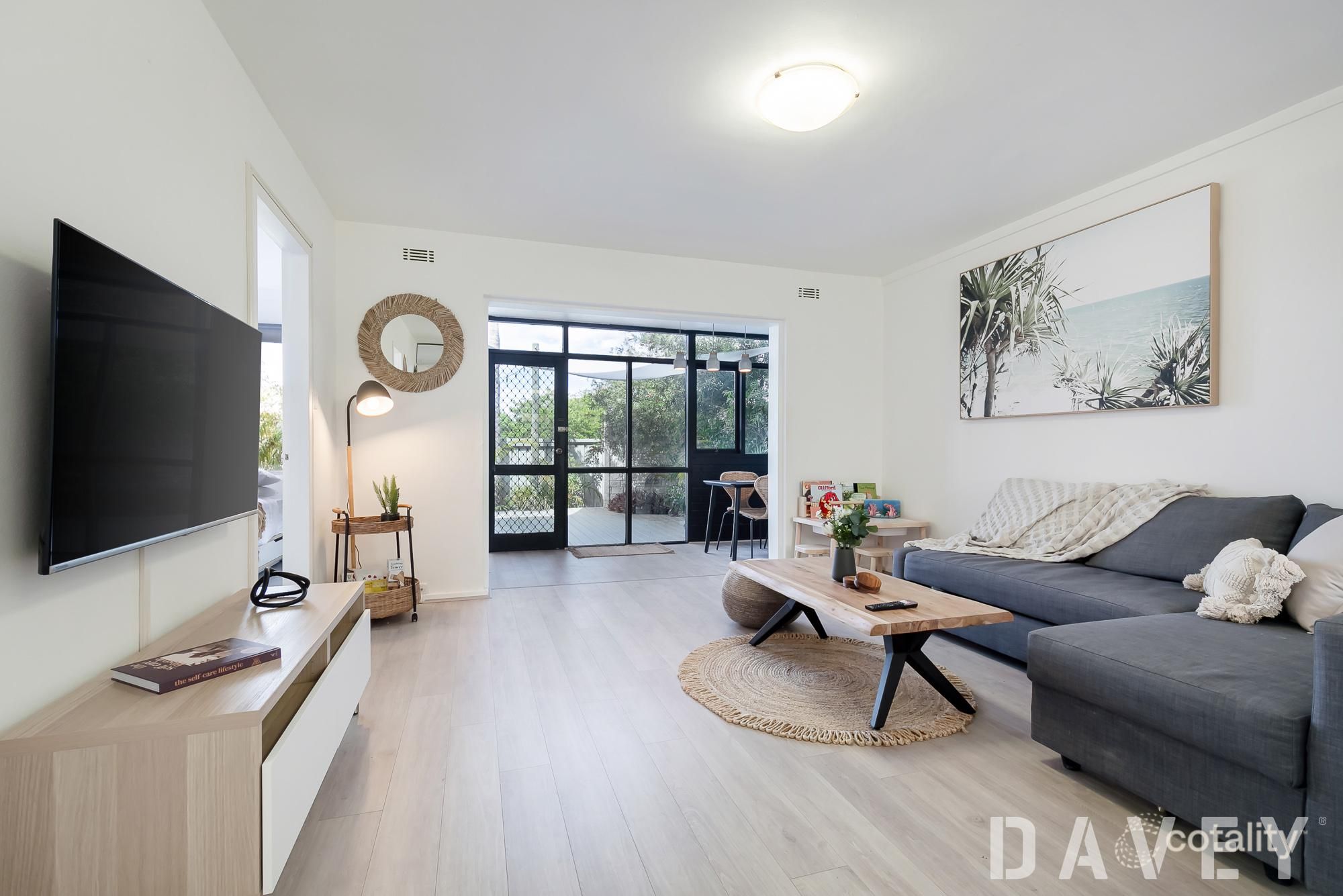 7/11 Wilton Pl, Scarborough, WA 6019