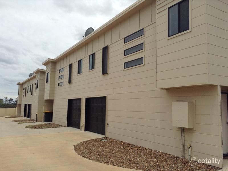 2/33 Moore St, Wandoan, QLD 4419