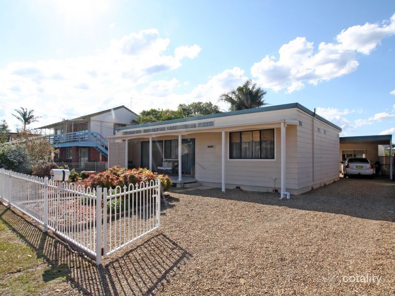 3 Riviera Ave, Sussex Inlet, NSW 2540