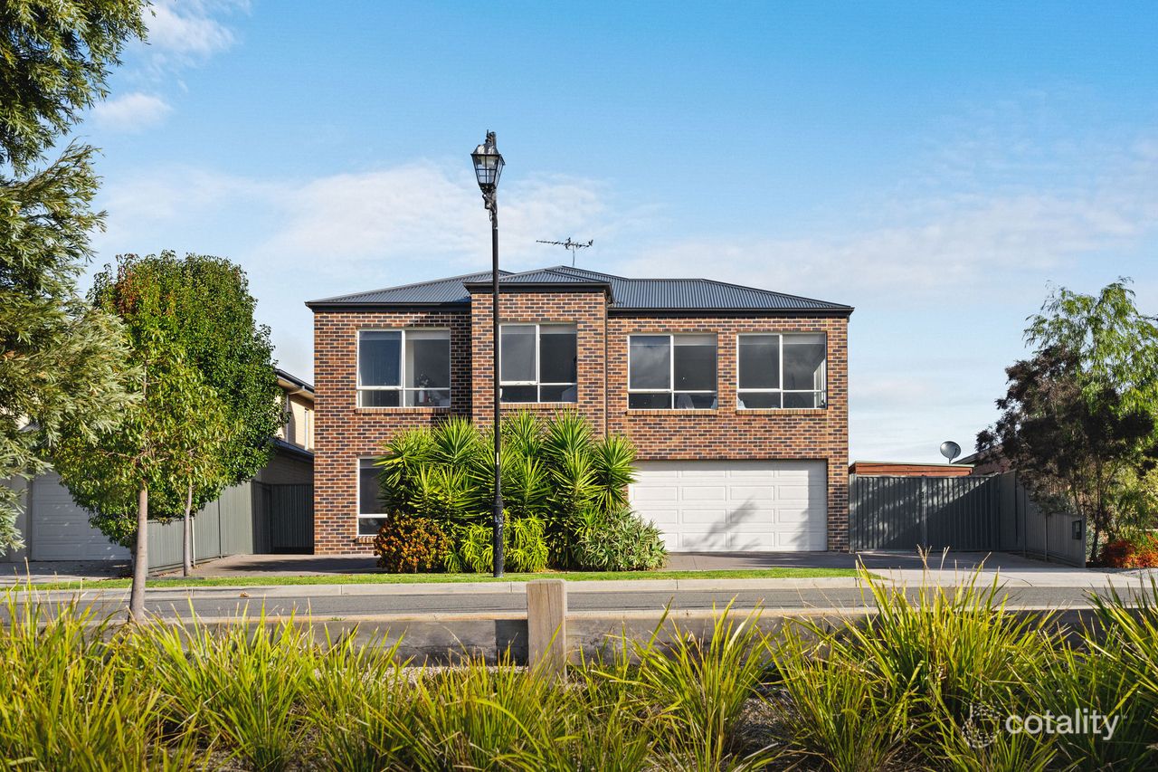 50 Eastlakes Bvd, Lara, VIC 3212
