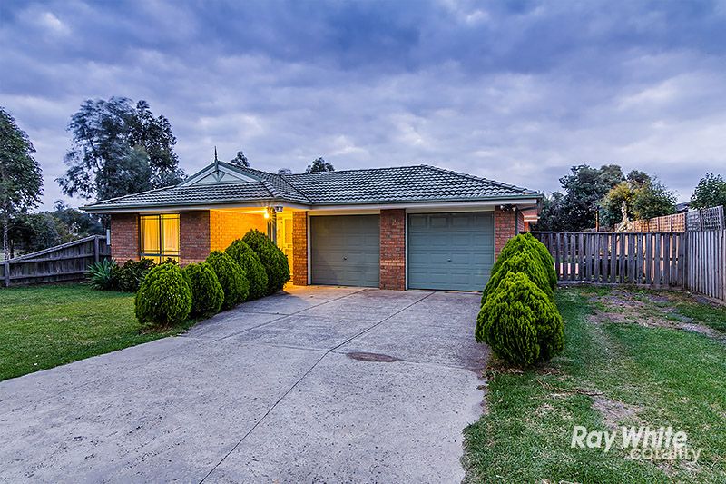 39 Genista Rd, Cranbourne West, VIC 3977