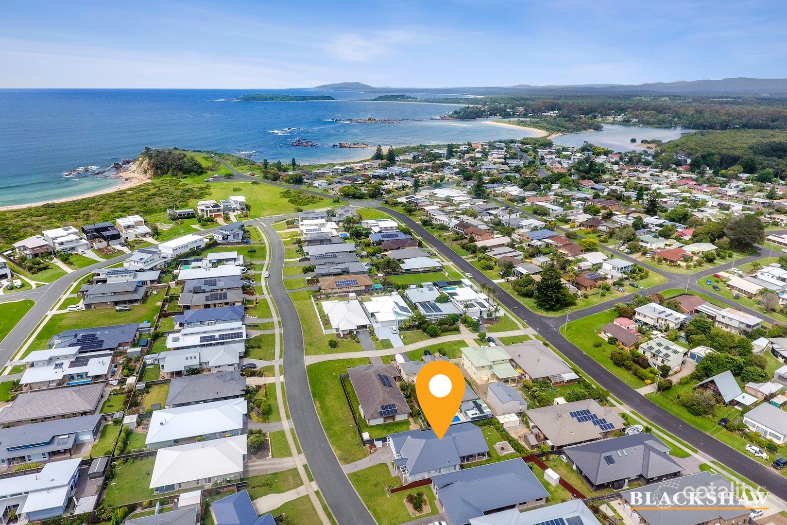 13 Bagarin Ave, Tomakin, NSW 2537