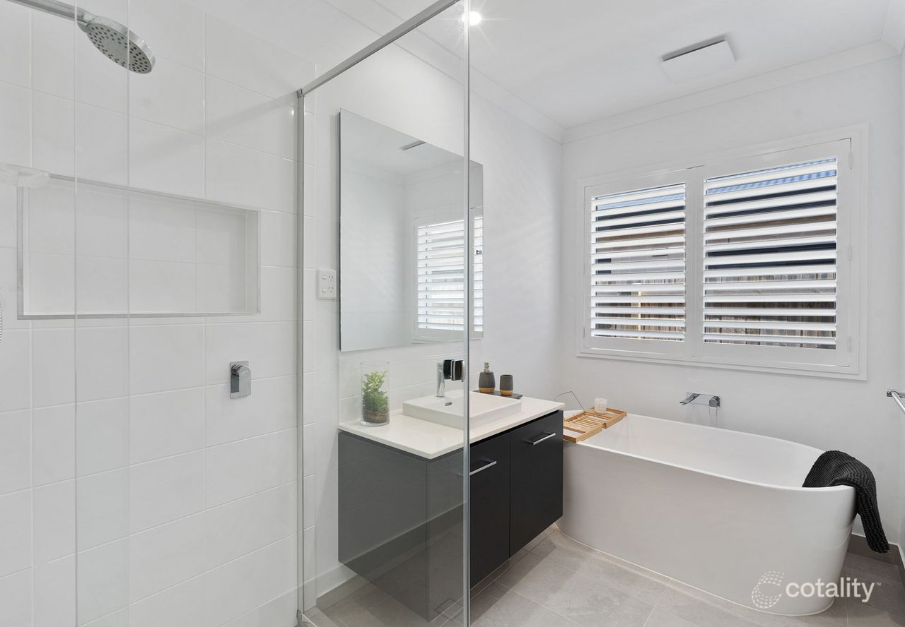 11 Spinneret Ct, Bahrs Scrub, QLD 4207