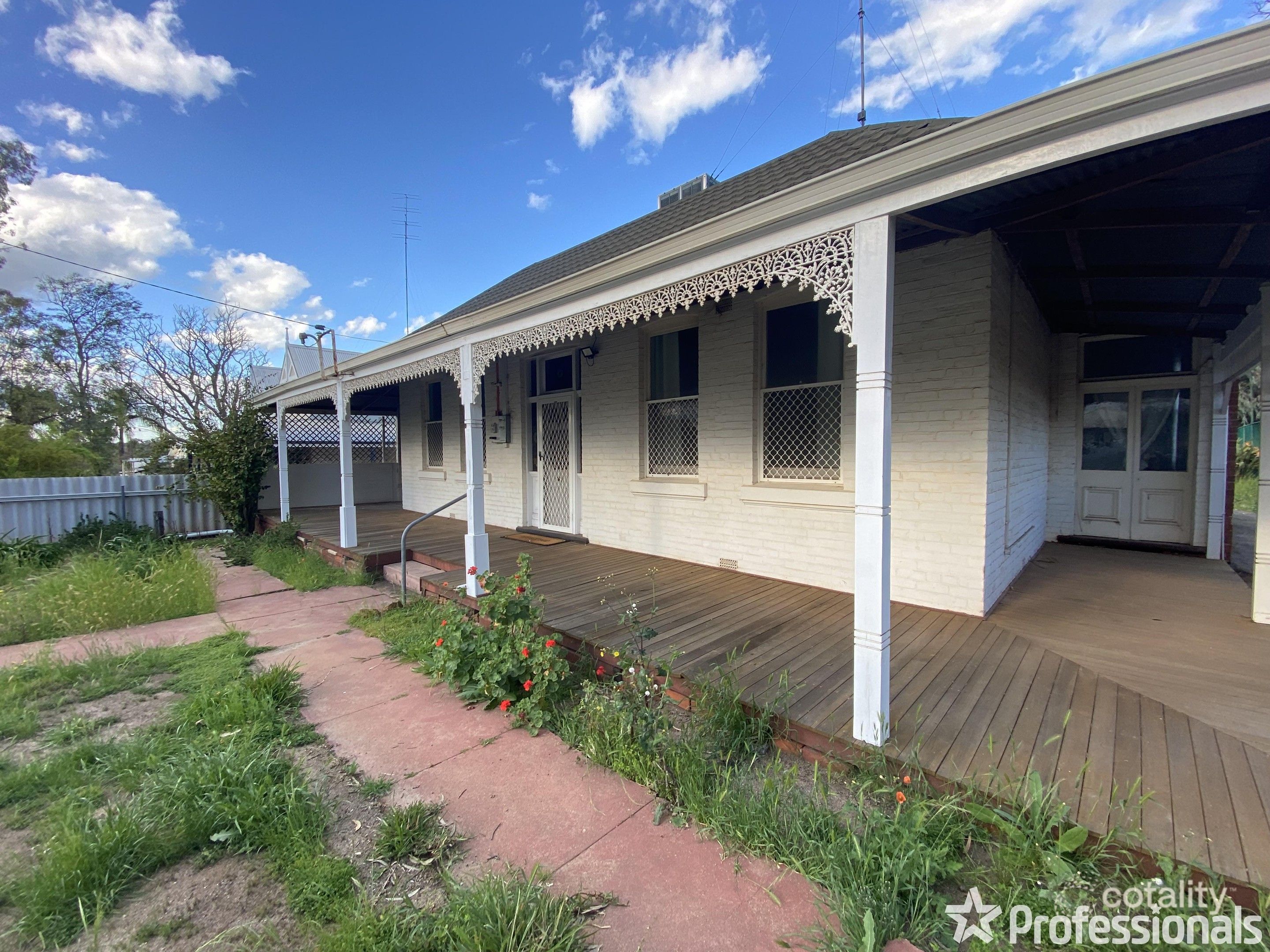 23 Duke St E, Northam, WA 6401