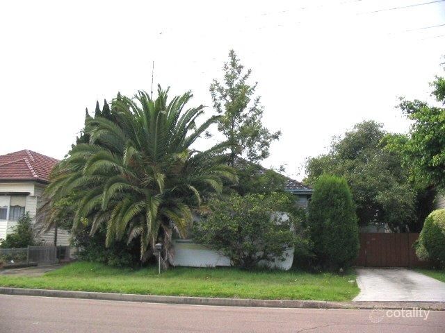 13 Griffiths St, Mayfield, NSW 2304