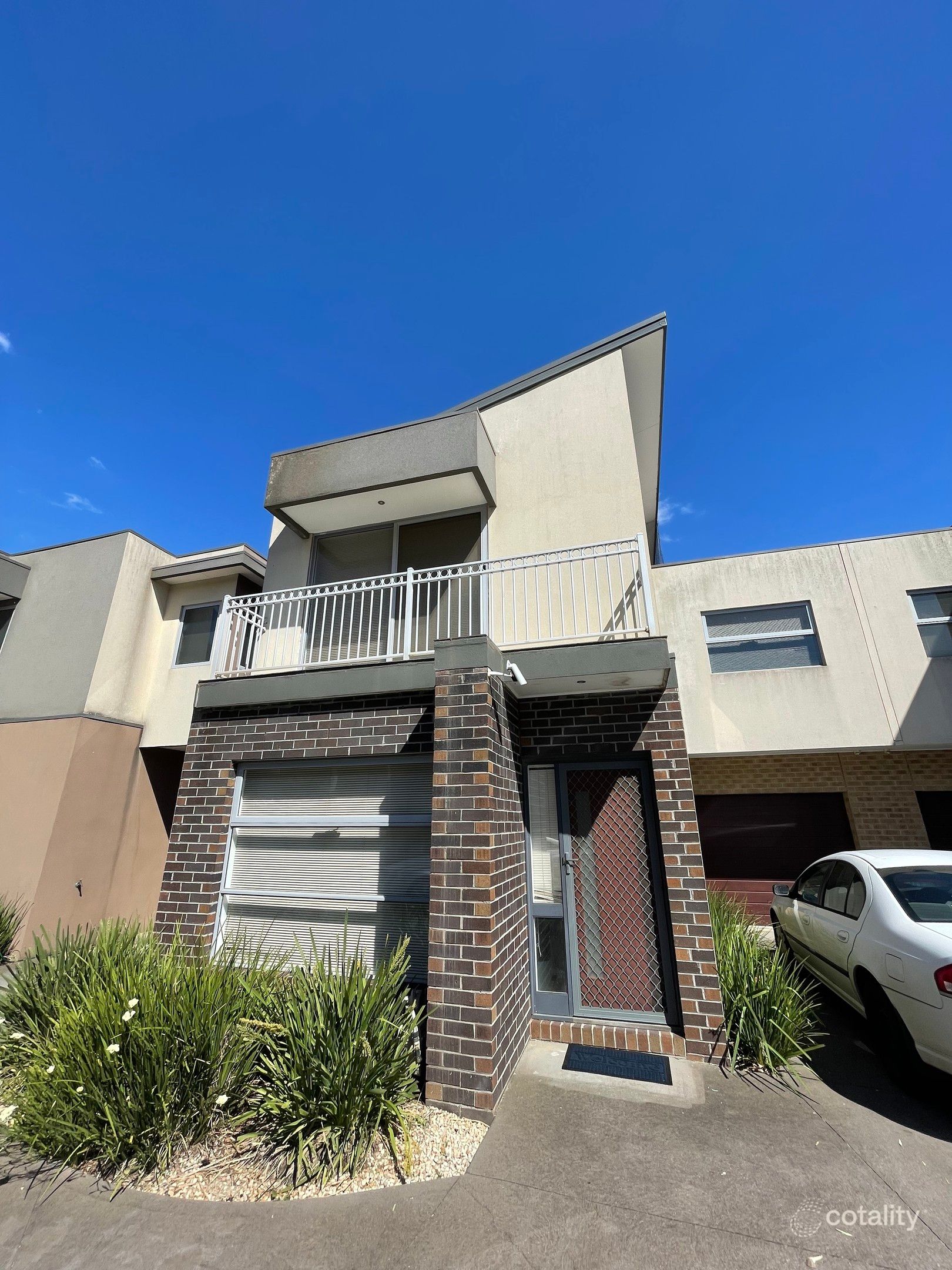 9/1 Dargi Grn, Caroline Springs, VIC 3023