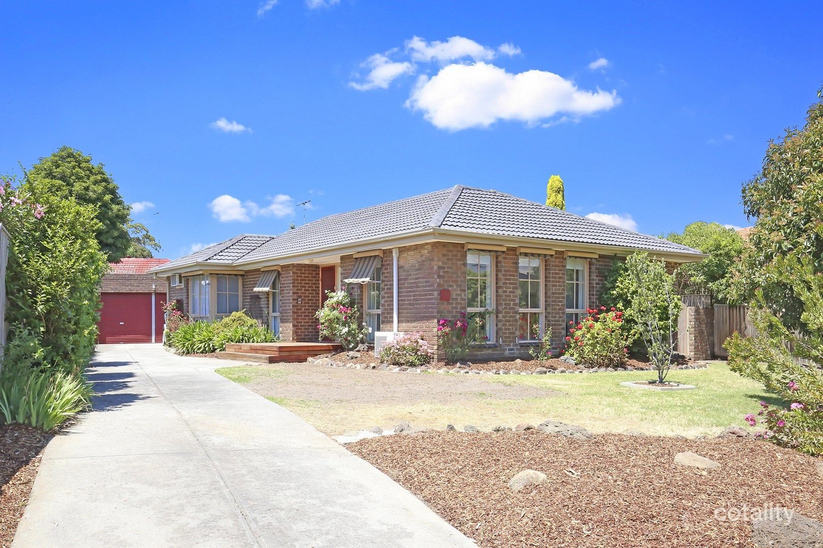 19 Blamey Ave, Mill Park, VIC 3082