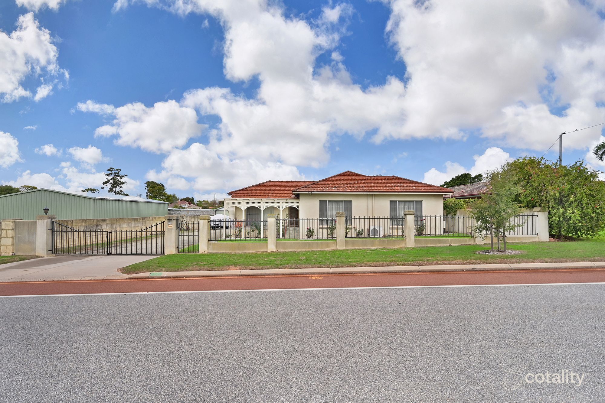 16 Thompson St, Ascot, WA 6104