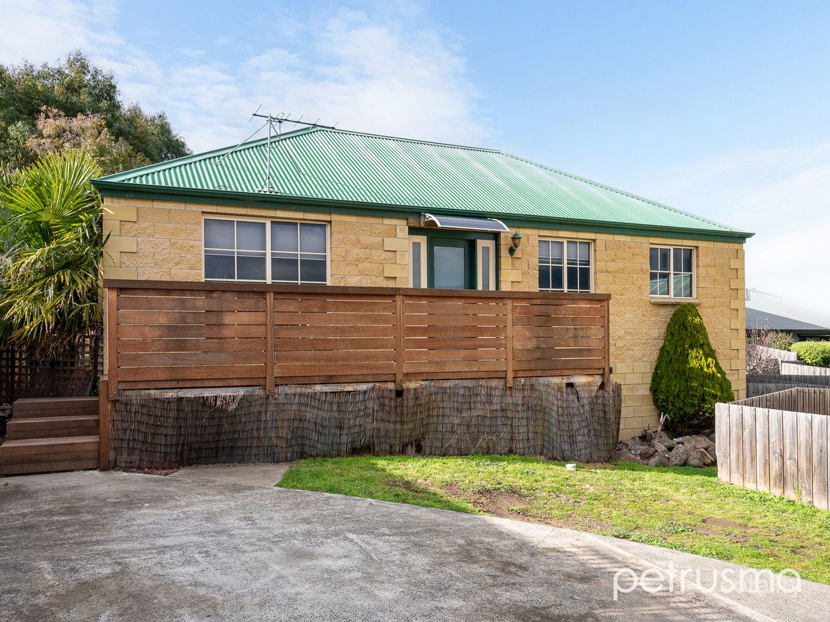 1/147a Derwent Ave, Lindisfarne, TAS 7015