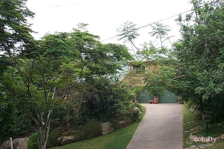 20 Struan St, Chapel Hill, QLD 4069