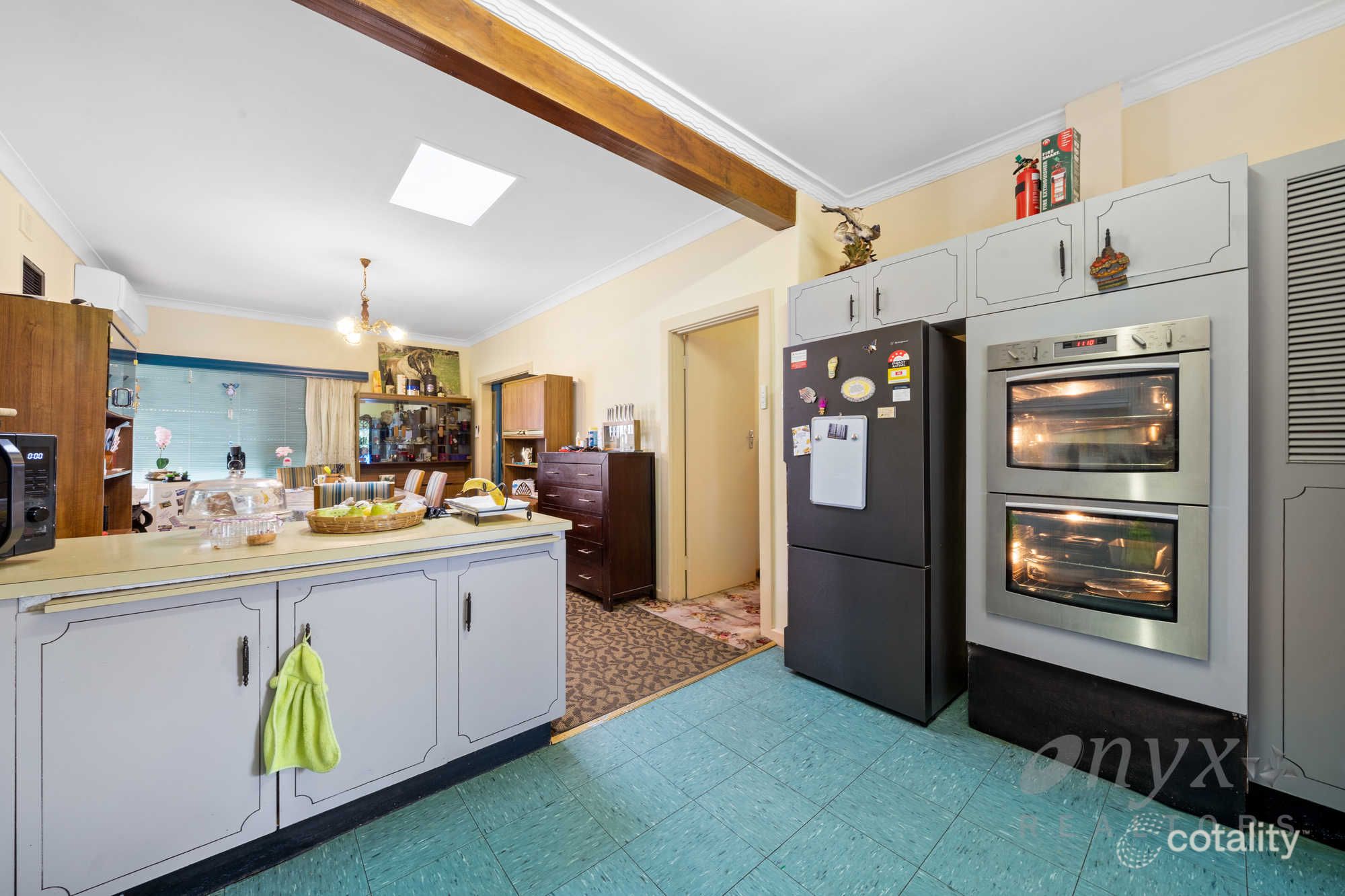 9 Pauls Dr, Valley View, SA 5093