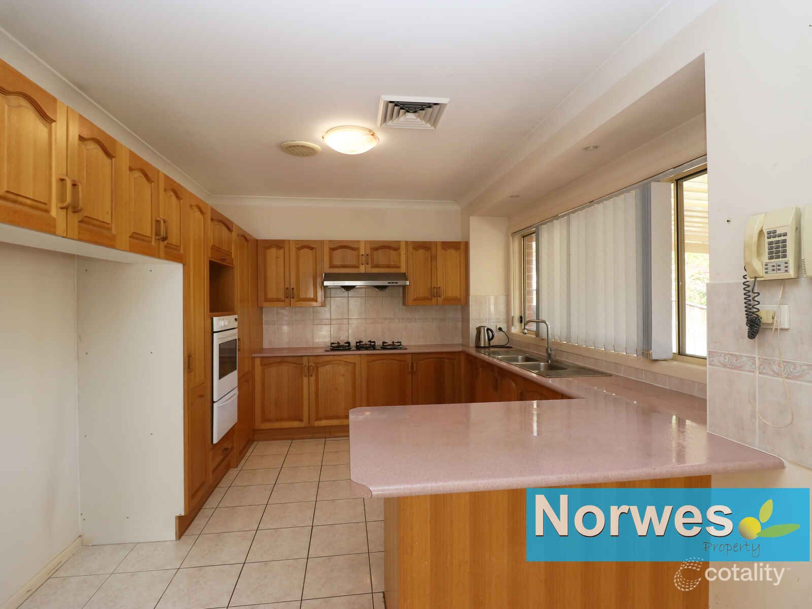 8 Guthega Cl, Woodcroft, NSW 2767