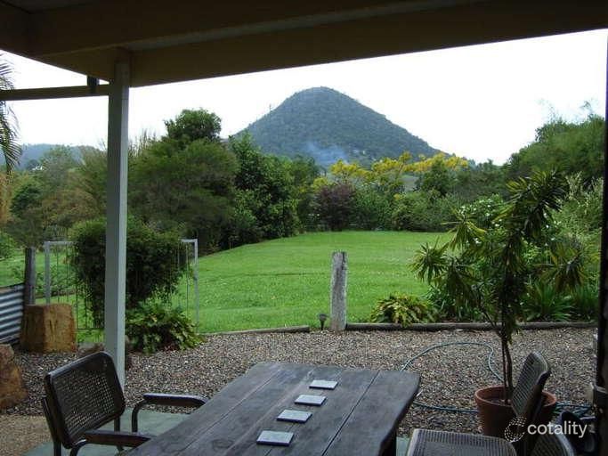 28 Mountain View Lane, Pinbarren, QLD 4568