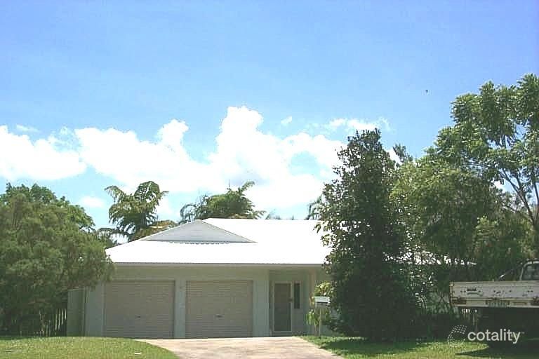 10 Sycamore Cl, Redlynch, QLD 4870