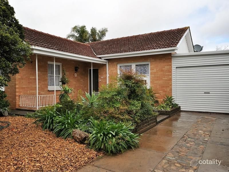 18 Hibiscus St, Elizabeth Vale, SA 5112