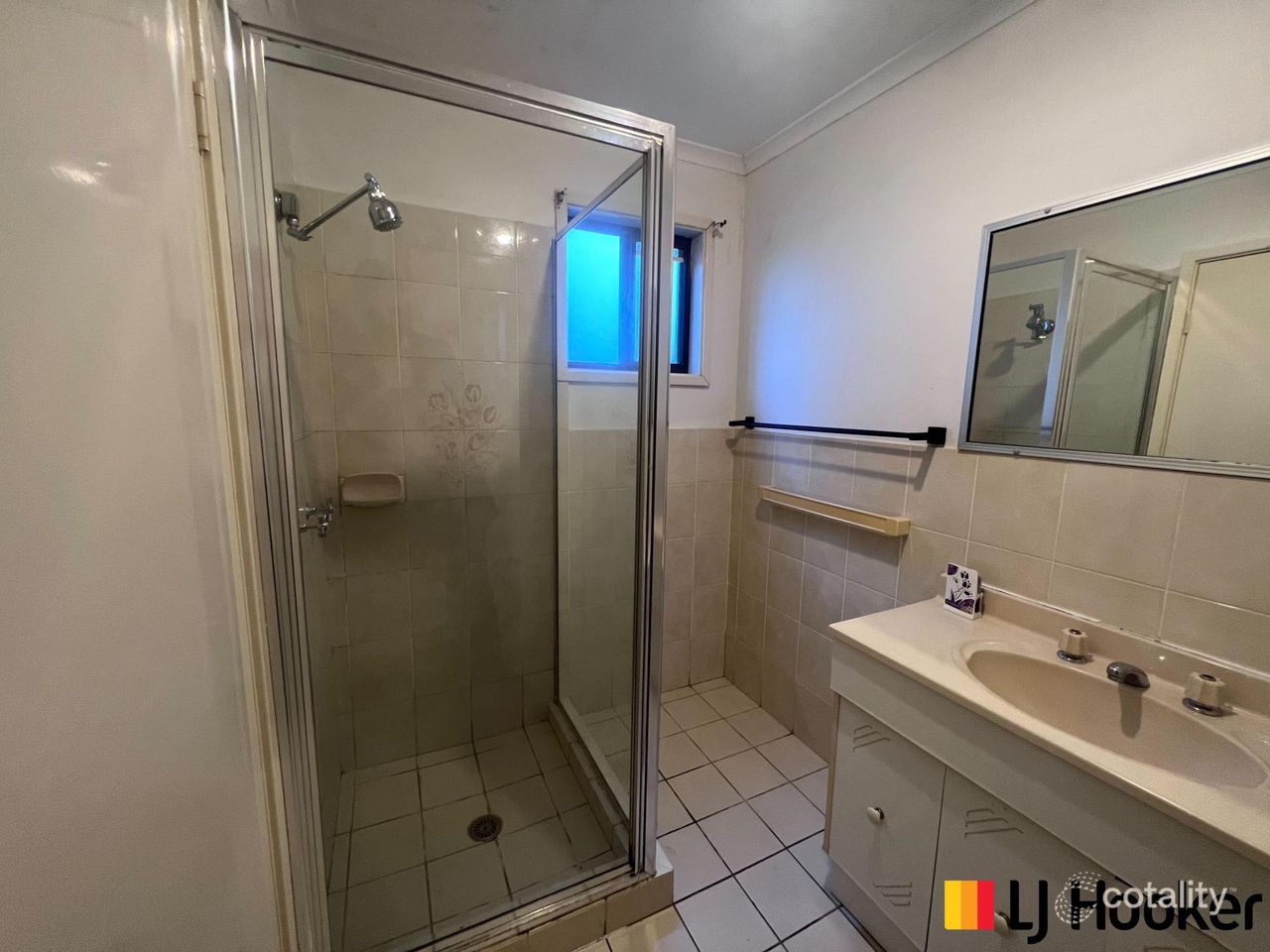 21 Clare Cres, Batehaven, NSW 2536