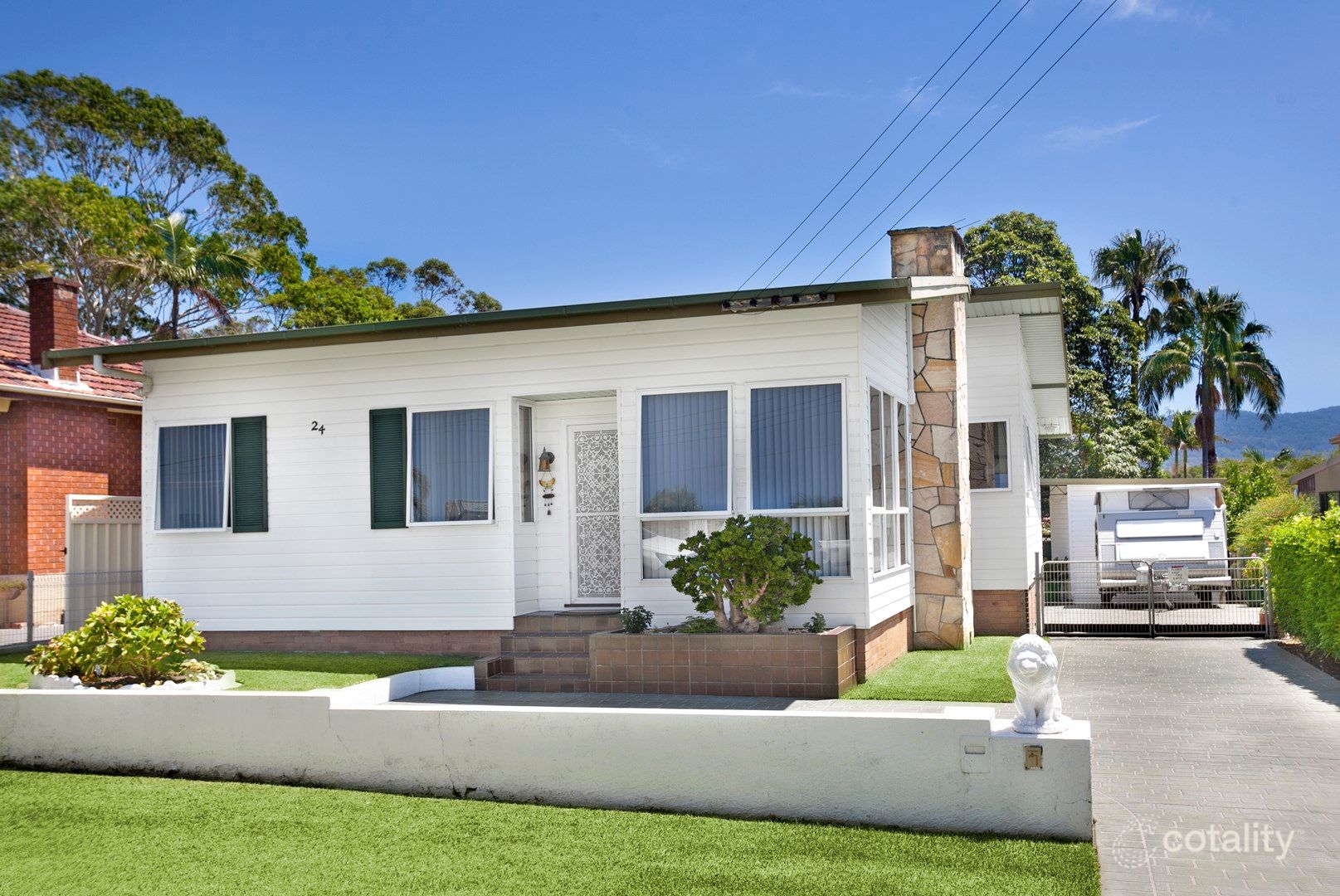 24 Glossop St, Towradgi, NSW 2518