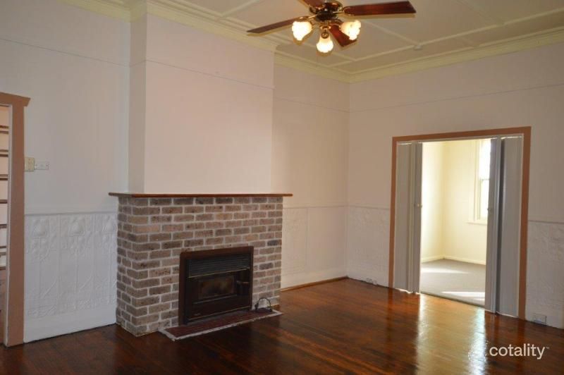 25 Crown St, Stockton, NSW 2295