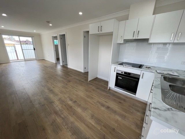 16 James Ave, Lurnea, NSW 2170