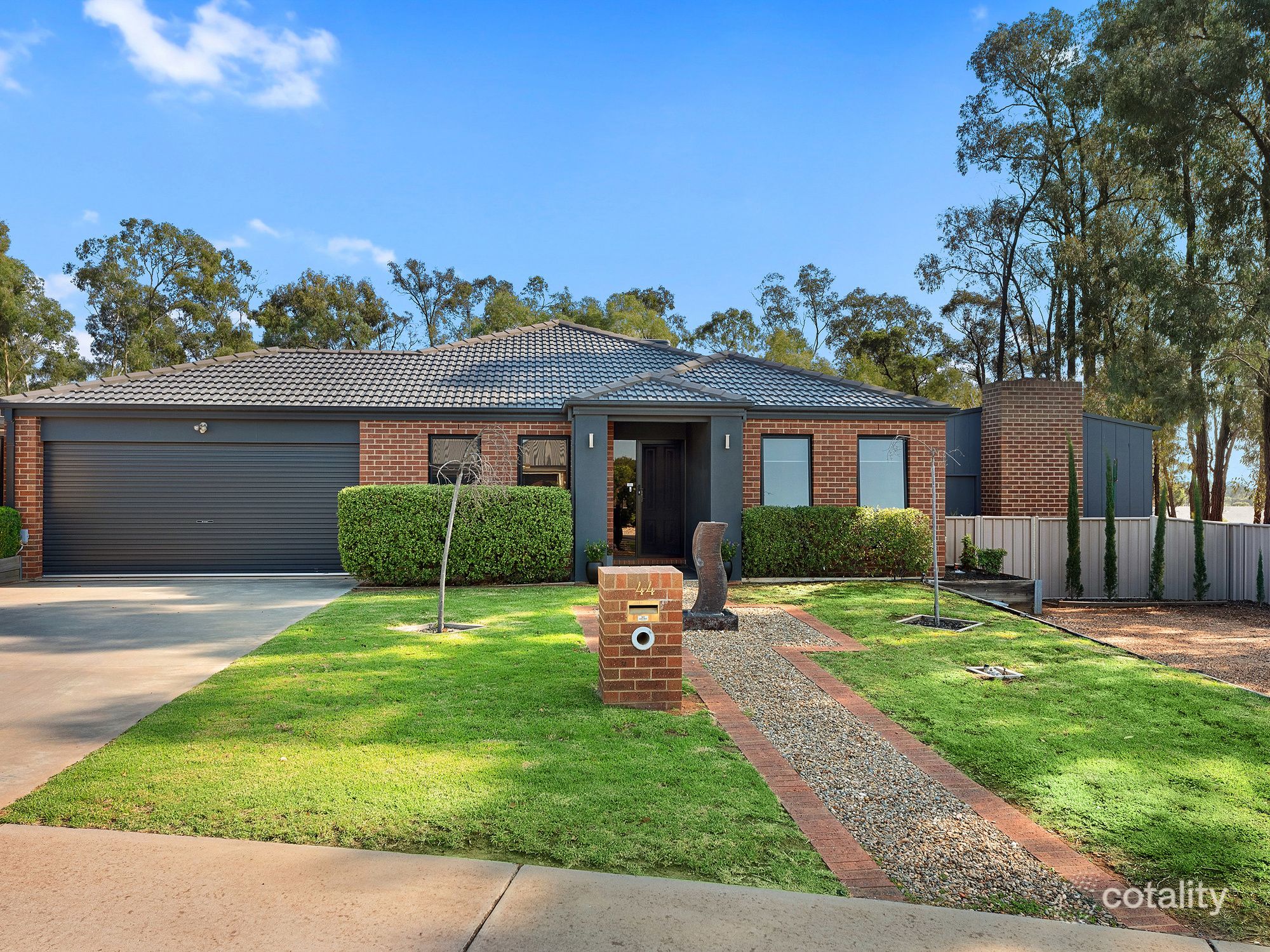 44 Londonderry Way, Epsom, VIC 3551