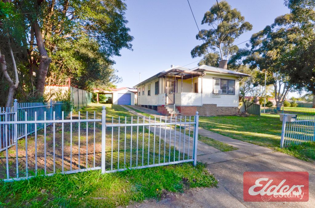 16 Willmot Ave, Toongabbie, NSW 2146