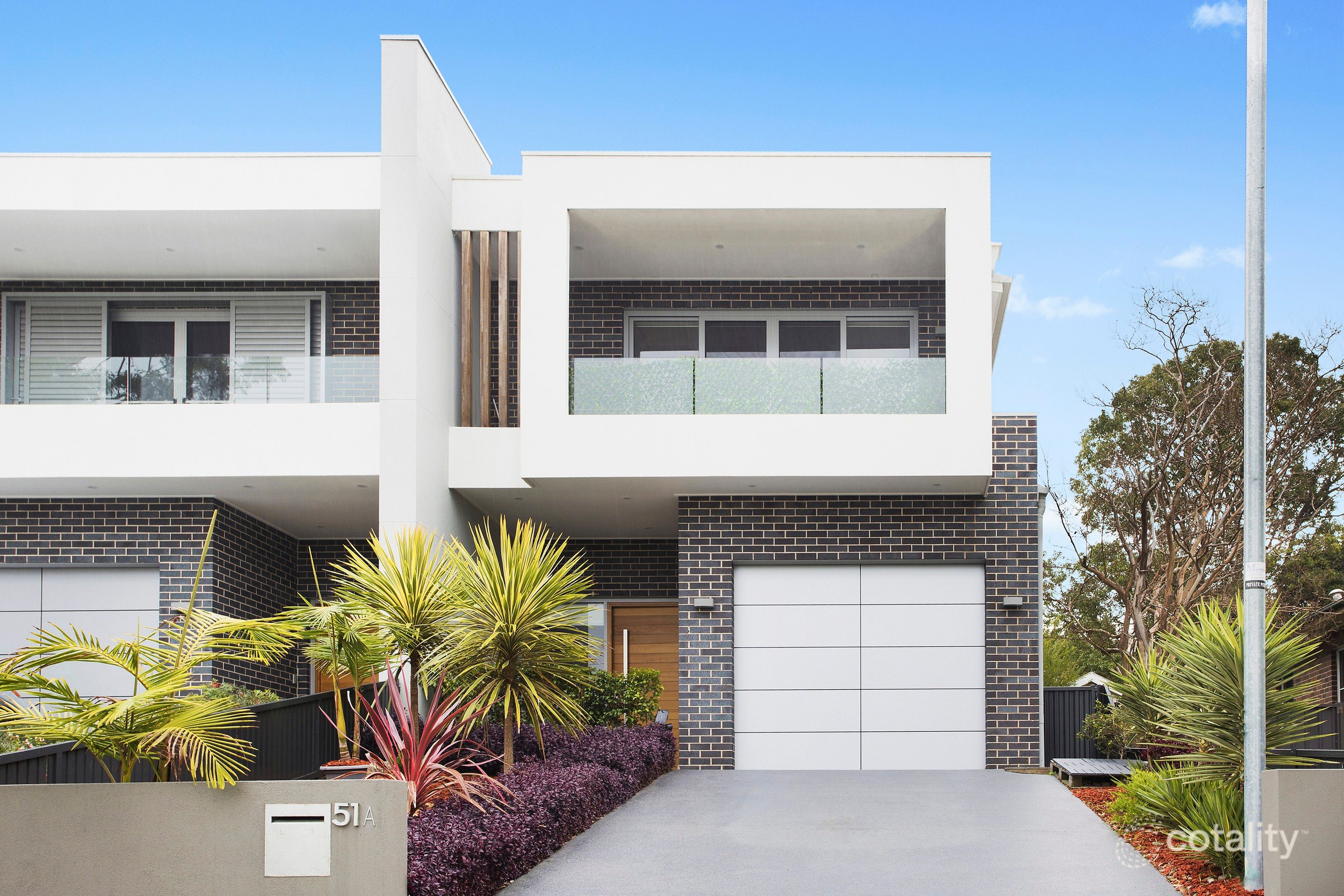 51a Milburn Rd, Gymea, NSW 2227