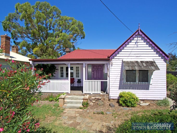 50 Mann St, Armidale, NSW 2350