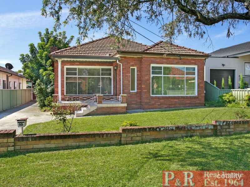 33 Glendale Ave, Narwee, NSW 2209