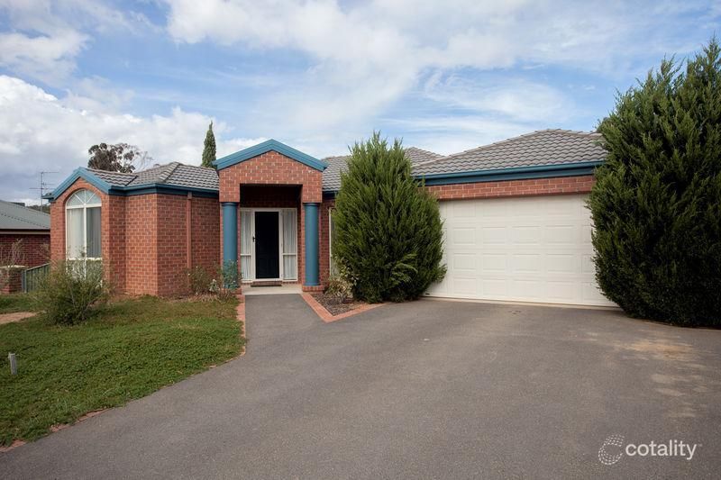 2 Jaime Ct, Spring Gully, VIC 3550