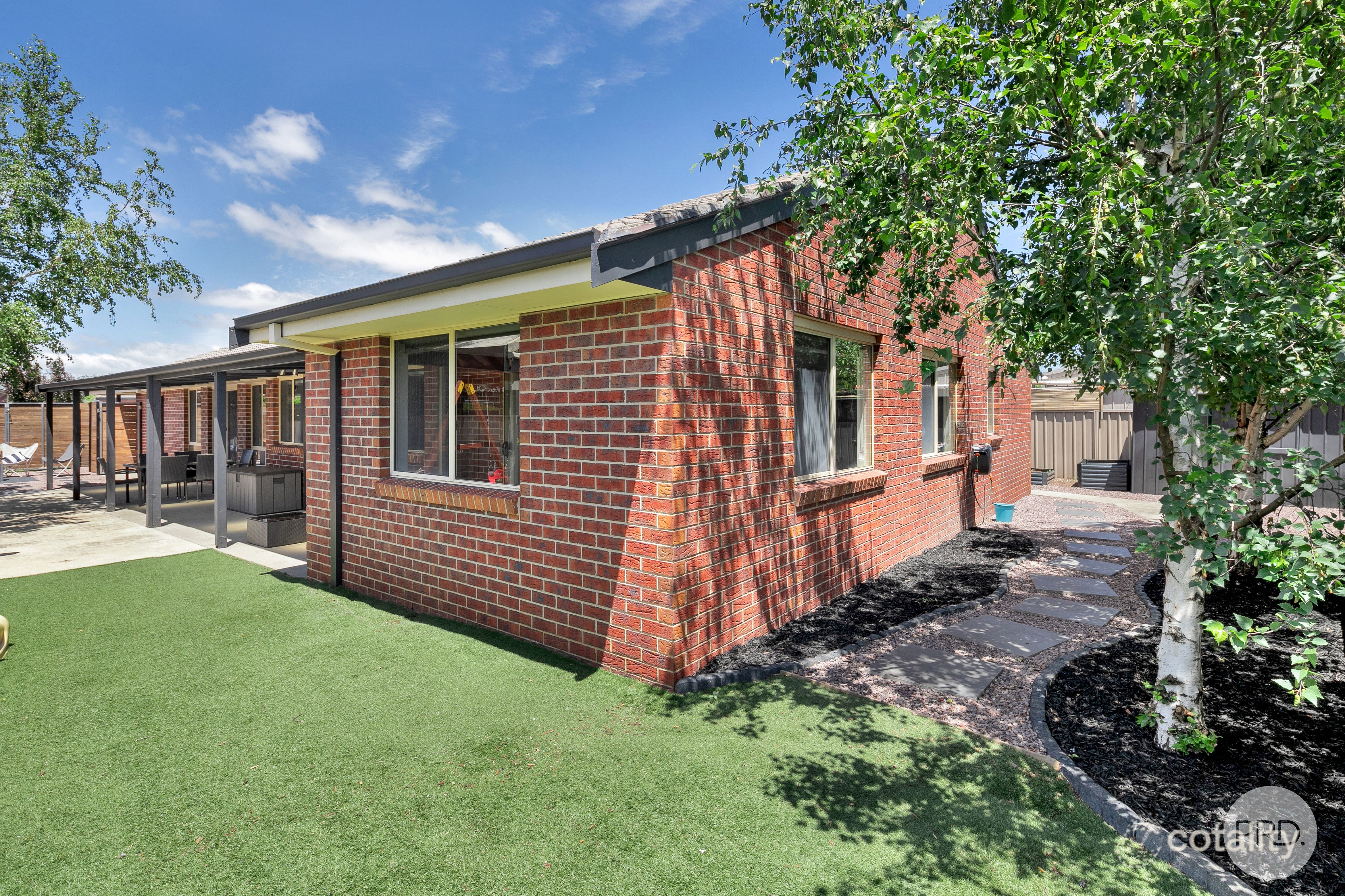 57 Rowan Pde, Wendouree, VIC 3355