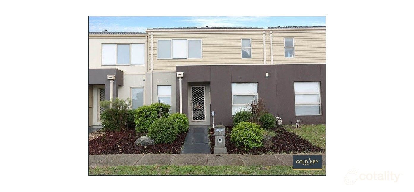 32 Featherbrook Dr, Point Cook, VIC 3030
