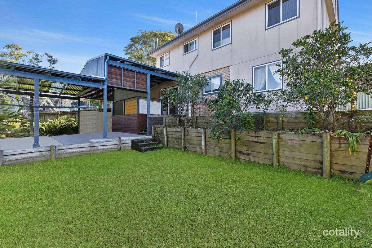 33 Valley View Rd, Bateau Bay, NSW 2261