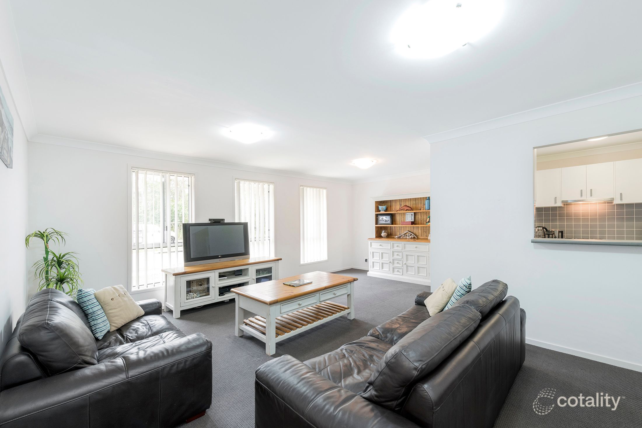 17 Kelowna Ave, Morisset, NSW 2264