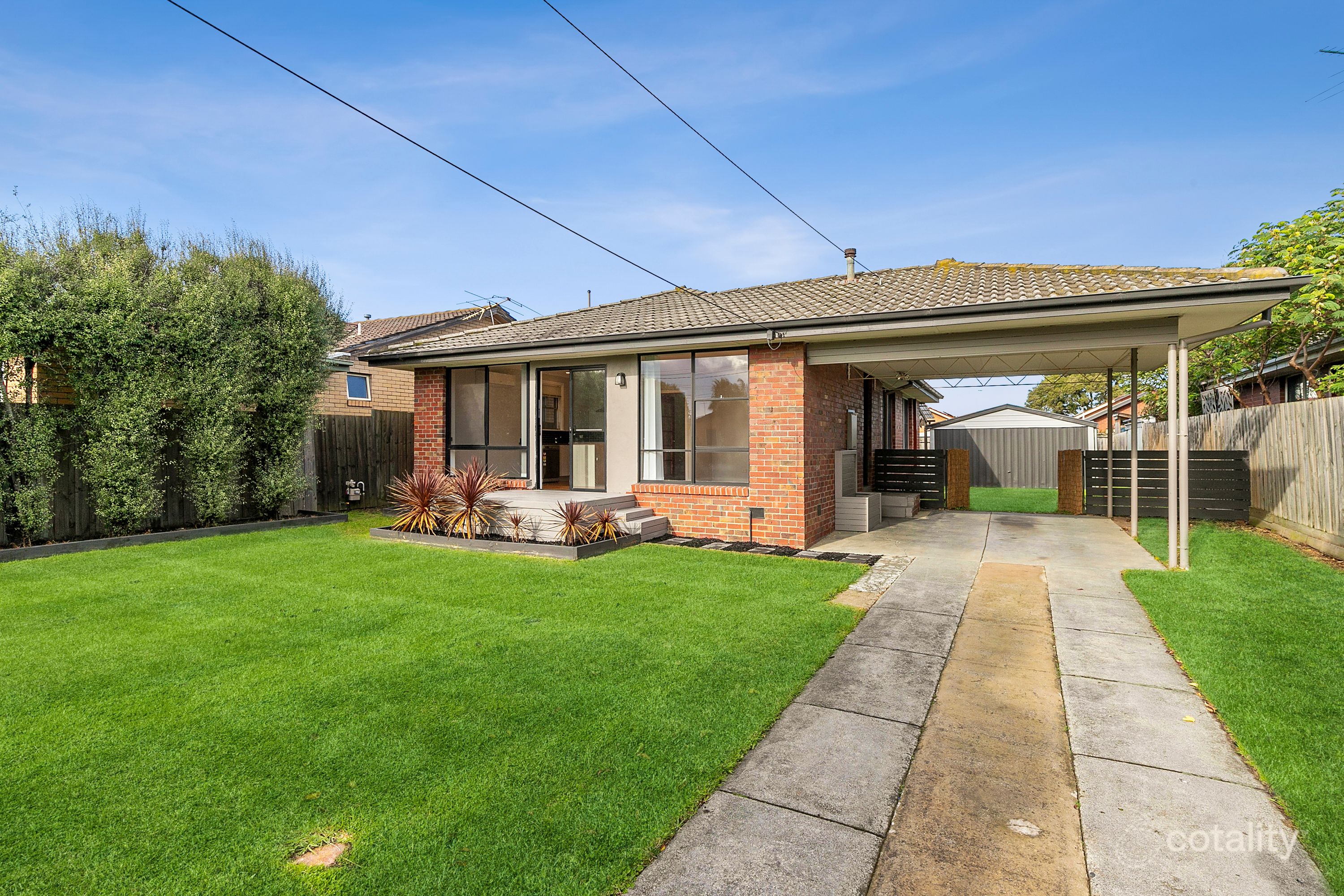 44 Fidge Cres, Breakwater, VIC 3219