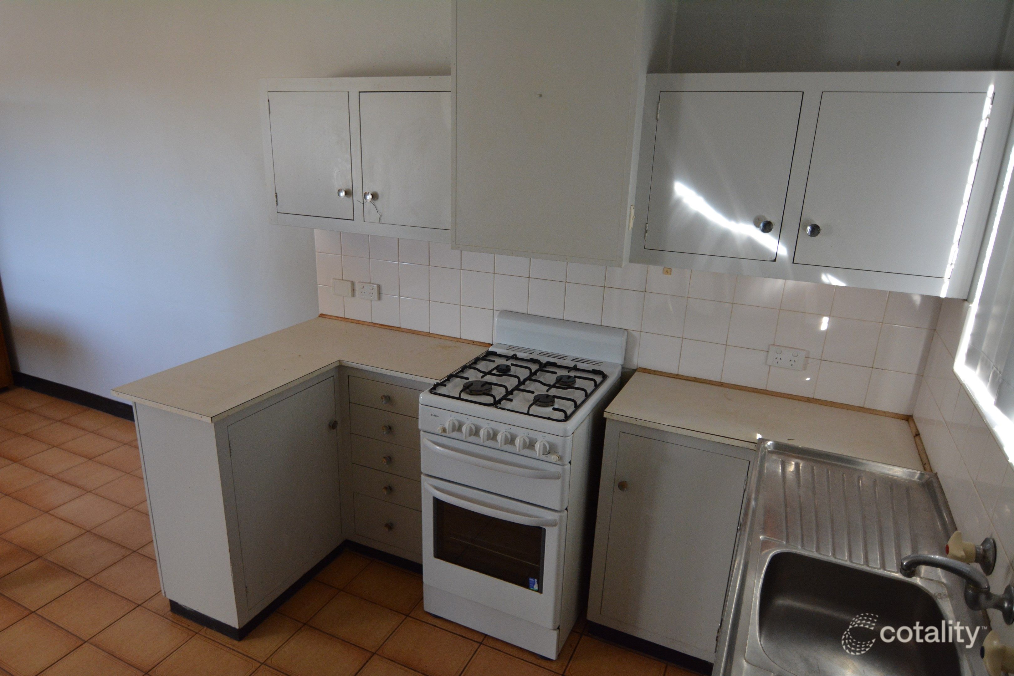 13f Forrest St, Carnarvon, WA 6701